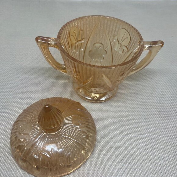 Vintage Jeanette Glass IRIS & HERRINGBONE Apricot Sugar Bowl EUC - Picture 3 of 4